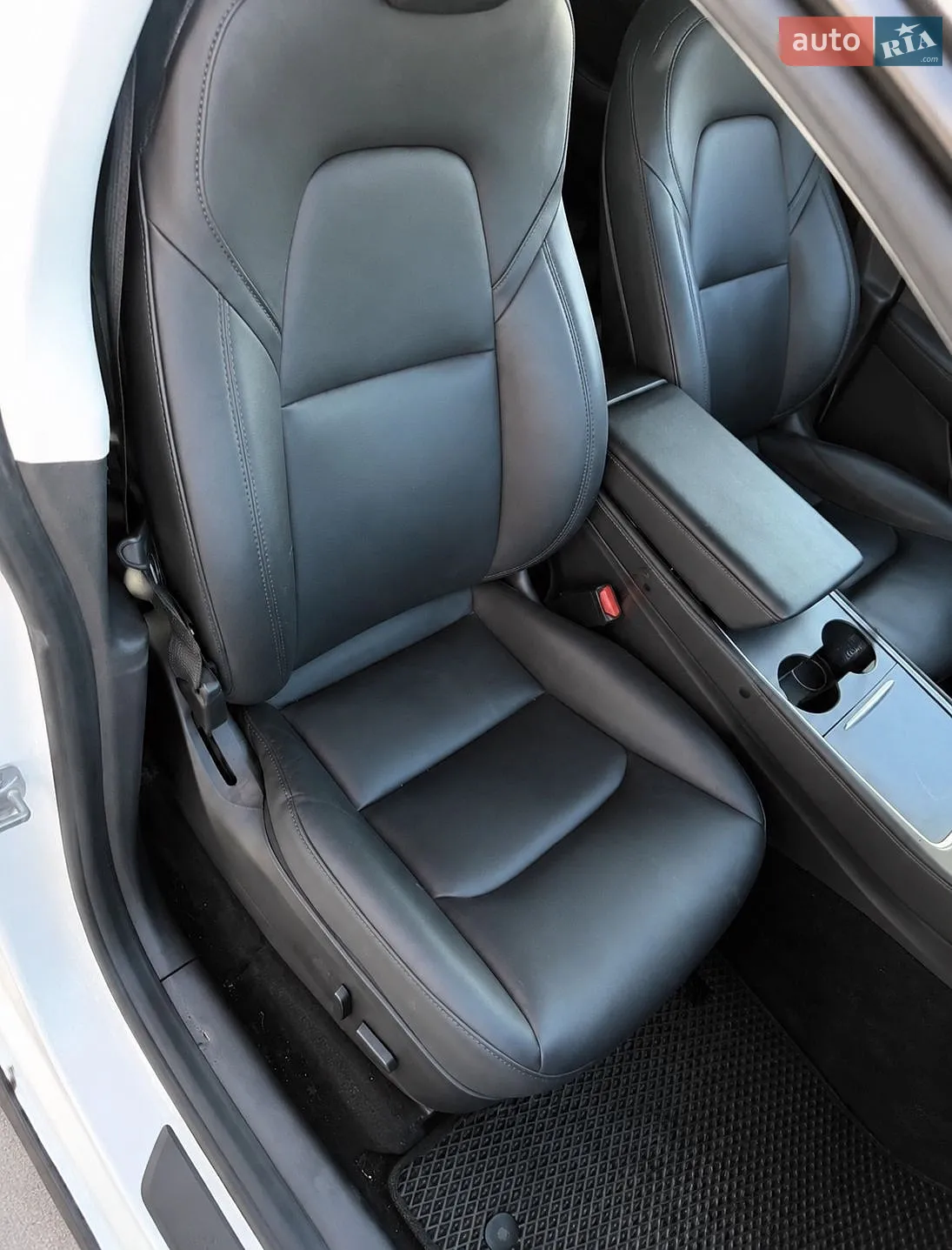 2021 Tesla Model Y - мініатюра 13