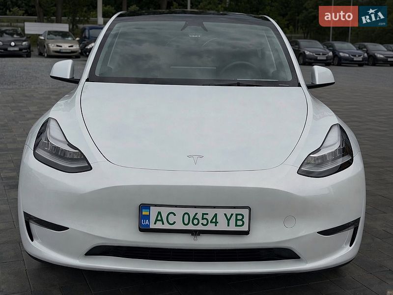 Позашляховик / Кросовер Tesla Model Y 2023 в Львові фото 3 Позашляховик / Кросовер Tesla Model Y 2023 в Львові