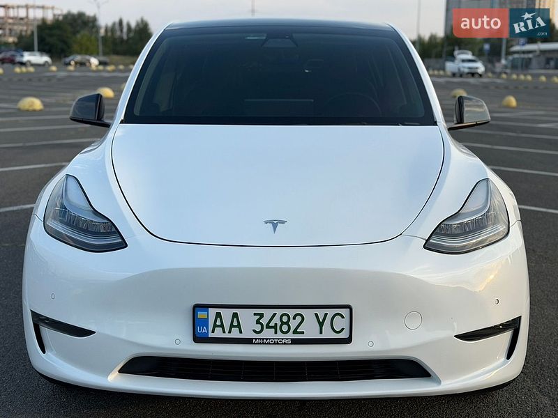 Позашляховик / Кросовер Tesla Model Y 2020 в Києві