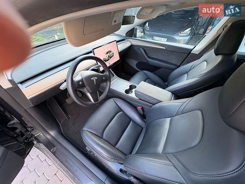 Позашляховик / Кросовер Tesla Model Y 2024 в Новояворівську фото 29 Позашляховик / Кросовер Tesla Model Y 2024 в Новояворівську