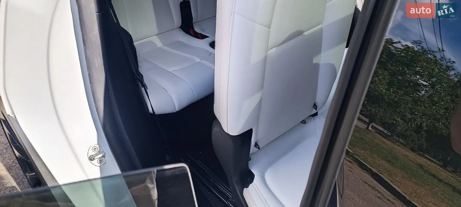 2023 Tesla Model Y - мініатюра 27