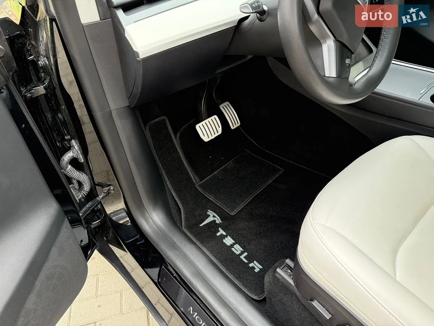 2022 Tesla Model Y - мініатюра 12