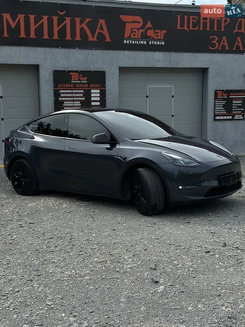2023 Tesla Model Y - мініатюра 3