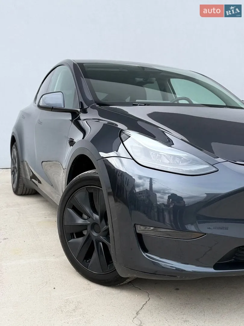 2025 Tesla Model Y - мініатюра 11