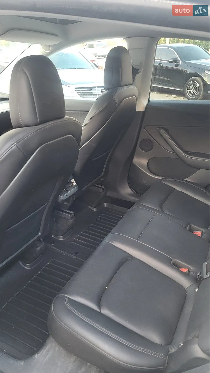 2022 Tesla Model Y - мініатюра 11