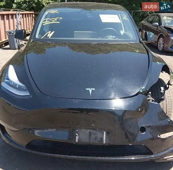 2021 Tesla Model Y - мініатюра 8