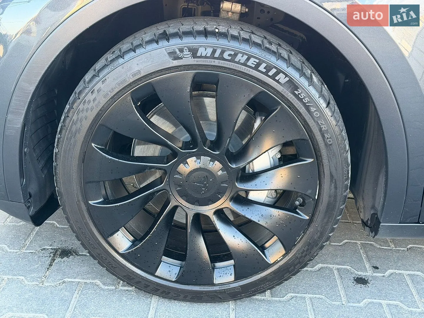 2024 Tesla Model Y - мініатюра 25