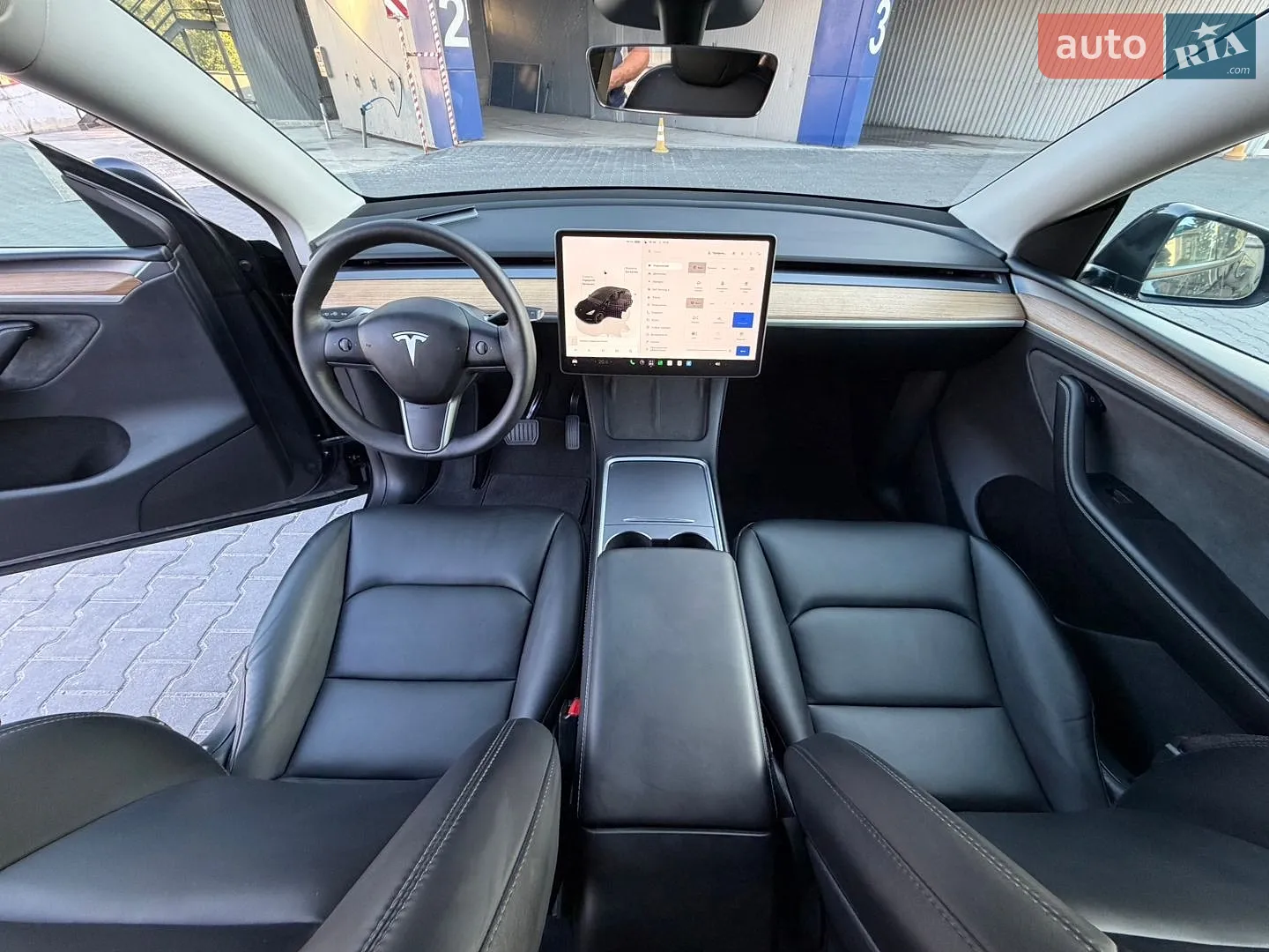 2024 Tesla Model Y - мініатюра 33