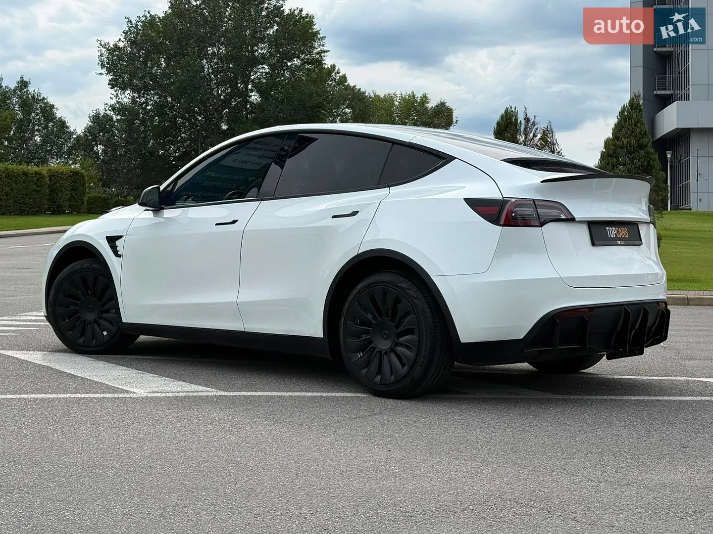 2021 Tesla Model Y - мініатюра 11