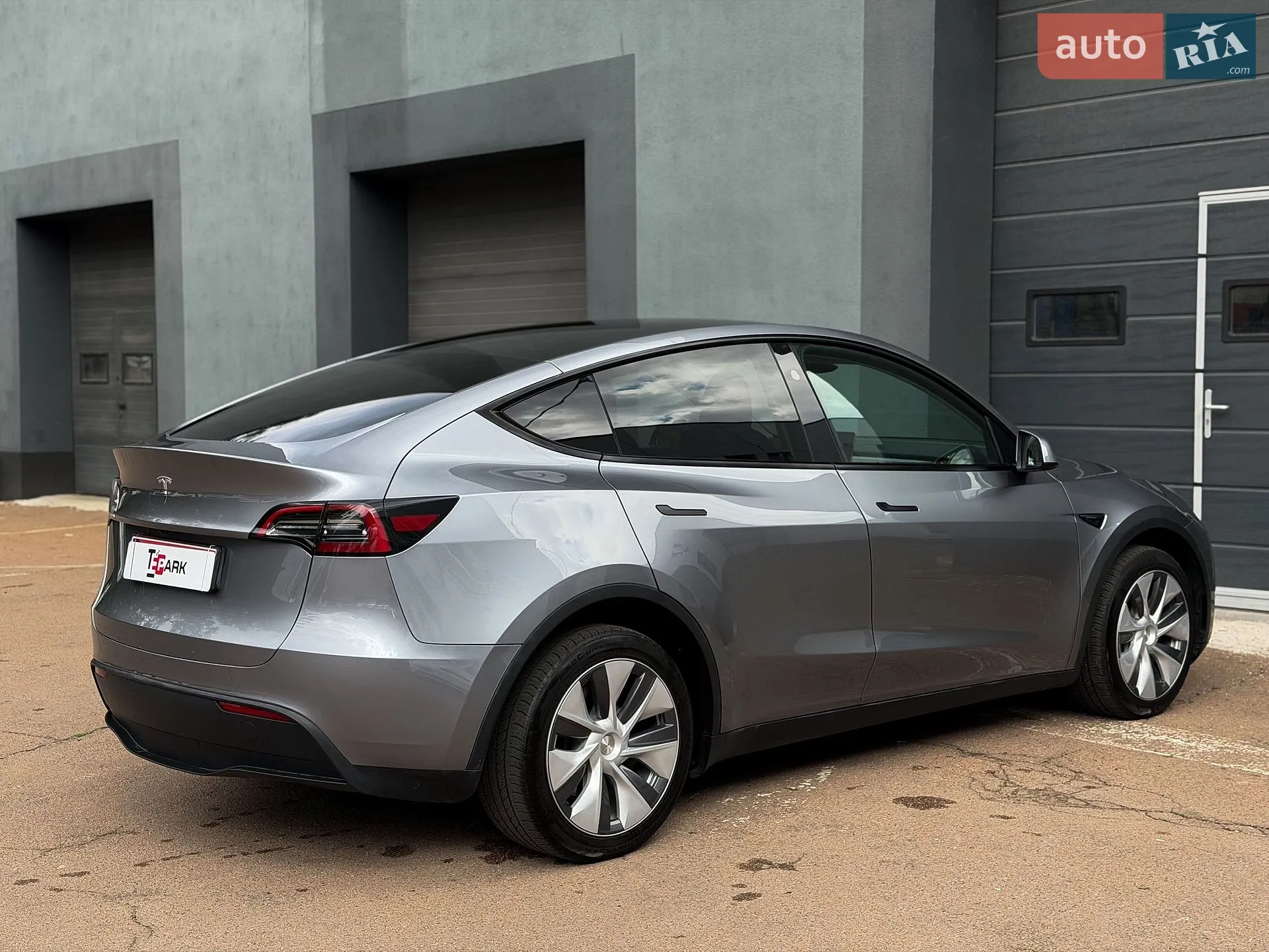 2024 Tesla Model Y - мініатюра 10