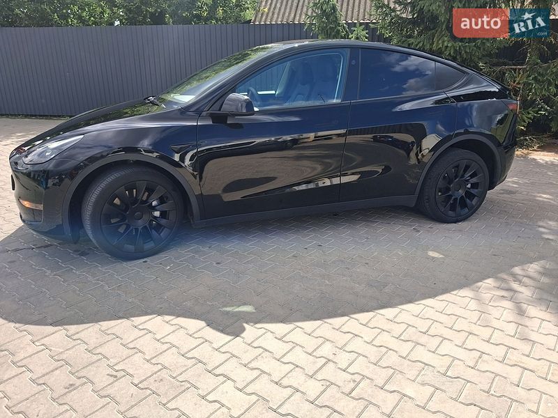 Позашляховик / Кросовер Tesla Model Y 2024 в Ланівці