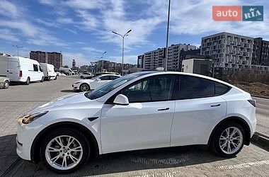 Внедорожник / Кроссовер Tesla Model Y 2021 в Львове
