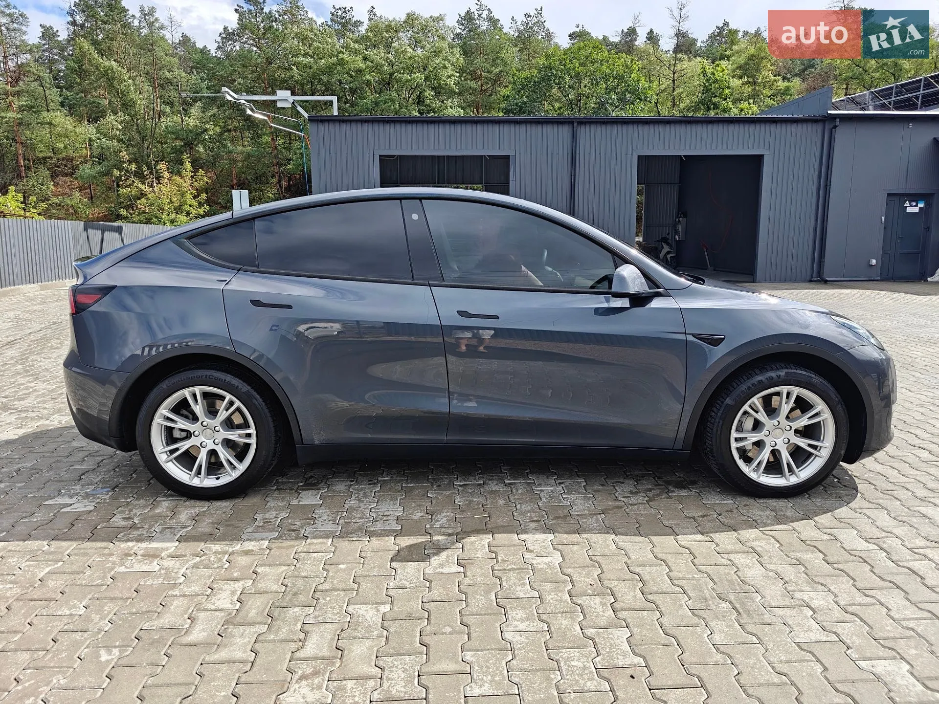 2021 Tesla Model Y - мініатюра 3
