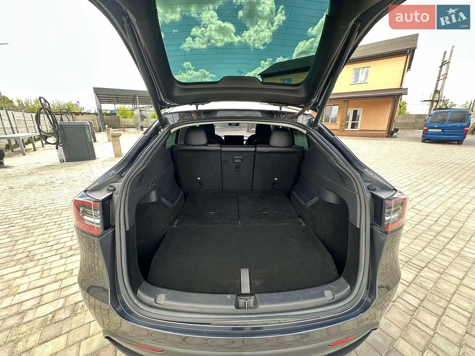 2021 Tesla Model Y - мініатюра 10