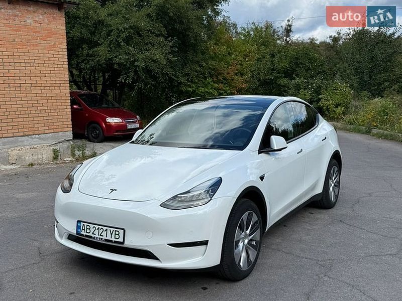 Tesla Model Y 2022