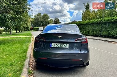 Позашляховик / Кросовер Tesla Model Y 2023 в Києві