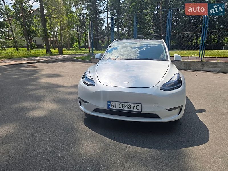 Внедорожник / Кроссовер Tesla Model Y 2022 в Киеве