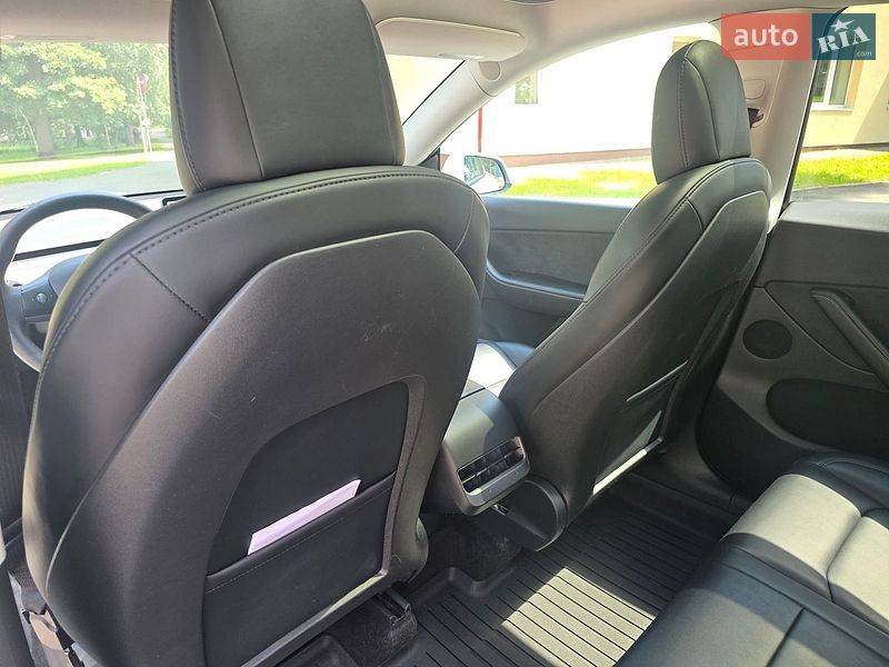 Внедорожник / Кроссовер Tesla Model Y 2022 в Киеве