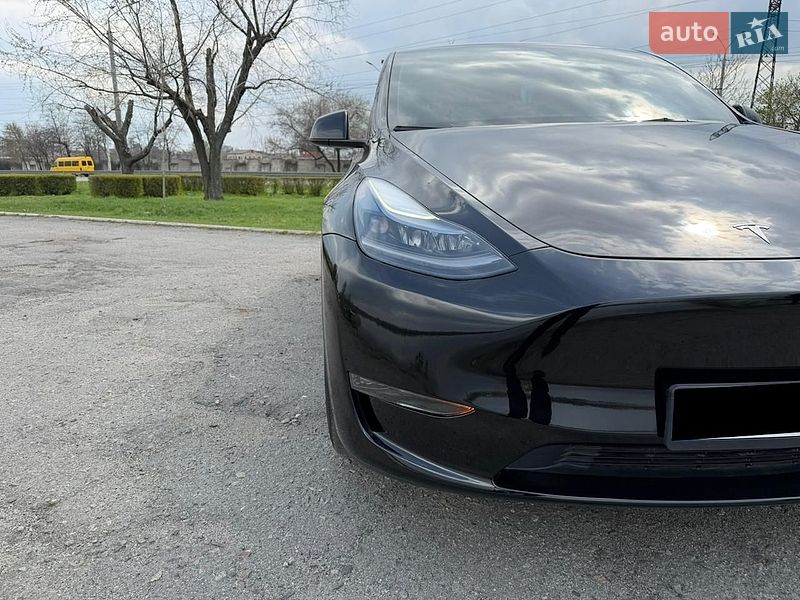 Позашляховик / Кросовер Tesla Model Y 2023 в Дніпрі фото 5 Позашляховик / Кросовер Tesla Model Y 2023 в Дніпрі