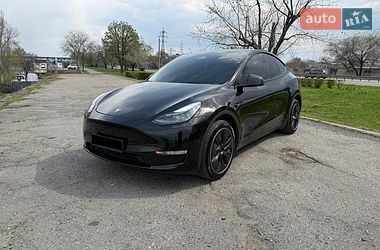 Позашляховик / Кросовер Tesla Model Y 2023 в Дніпрі фото Позашляховик / Кросовер Tesla Model Y 2023 в Дніпрі