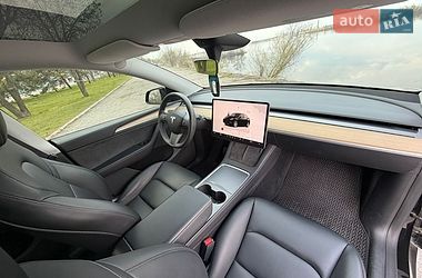Позашляховик / Кросовер Tesla Model Y 2023 в Дніпрі фото 13 Позашляховик / Кросовер Tesla Model Y 2023 в Дніпрі
