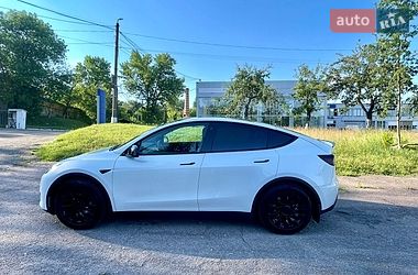 Внедорожник / Кроссовер Tesla Model Y 2021 в Чернигове