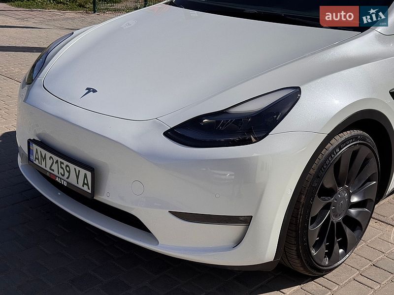 Внедорожник / Кроссовер Tesla Model Y 2022 в Бердичеве