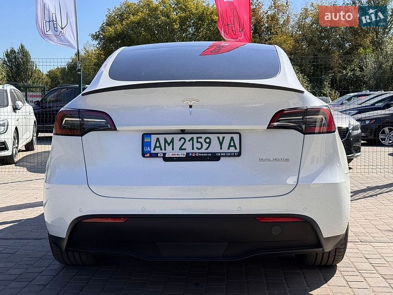 Внедорожник / Кроссовер Tesla Model Y 2022 в Бердичеве