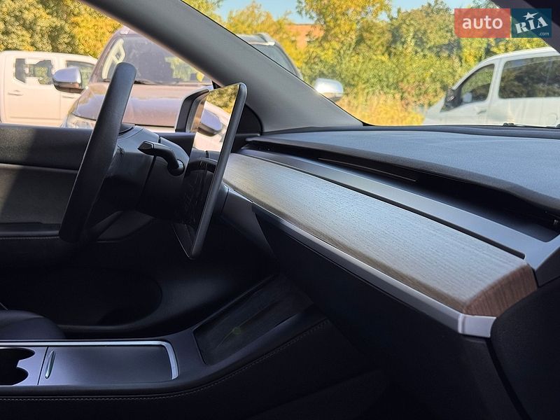 Внедорожник / Кроссовер Tesla Model Y 2022 в Бердичеве
