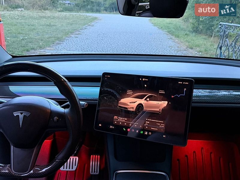 Позашляховик / Кросовер Tesla Model Y 2022 в Львові