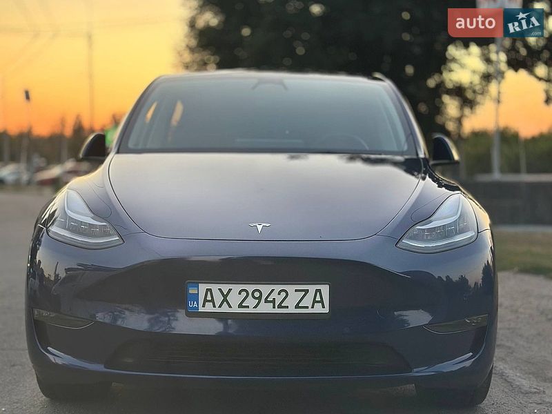 Позашляховик / Кросовер Tesla Model Y 2022 в Харкові