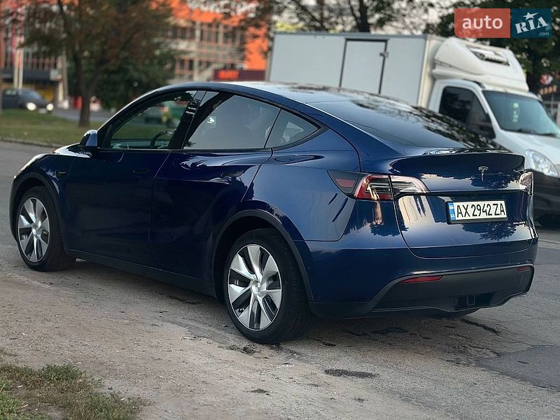 Позашляховик / Кросовер Tesla Model Y 2022 в Харкові