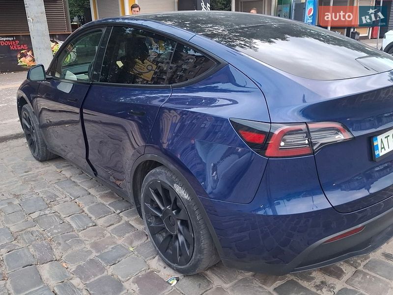 Внедорожник / Кроссовер Tesla Model Y 2023 в Ивано-Франковске фото 6 Внедорожник / Кроссовер Tesla Model Y 2023 в Ивано-Франковске
