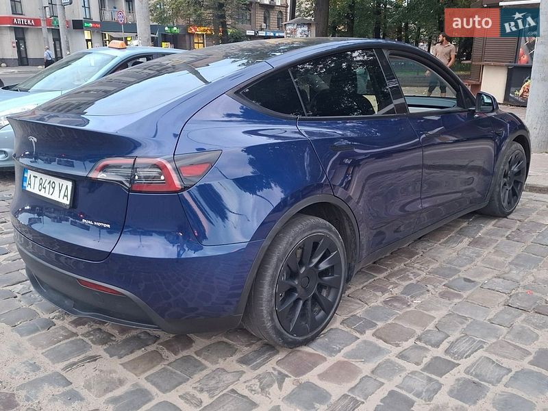 Внедорожник / Кроссовер Tesla Model Y 2023 в Ивано-Франковске фото 4 Внедорожник / Кроссовер Tesla Model Y 2023 в Ивано-Франковске