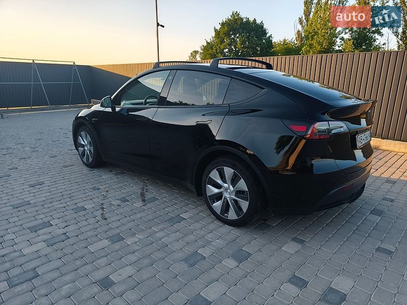 Внедорожник / Кроссовер Tesla Model Y 2022 в Гнивани