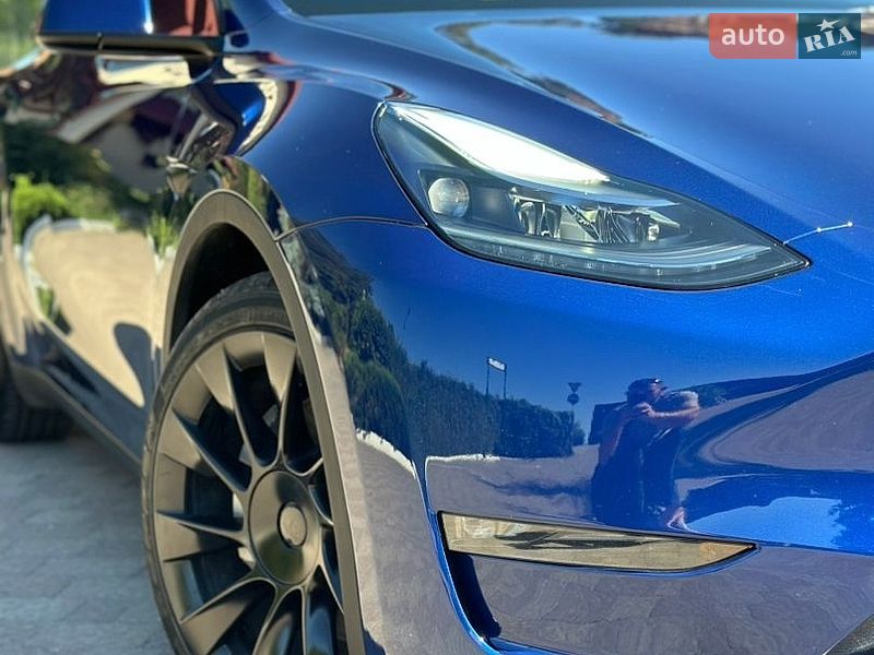 Позашляховик / Кросовер Tesla Model Y 2023 в Львові