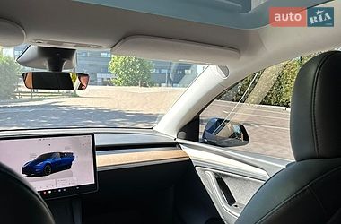 Позашляховик / Кросовер Tesla Model Y 2023 в Львові