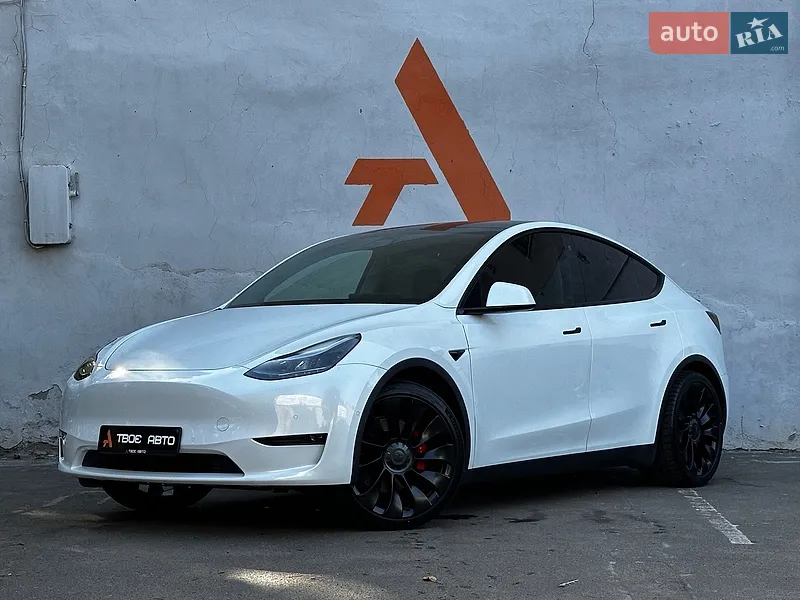 Tesla Model Y