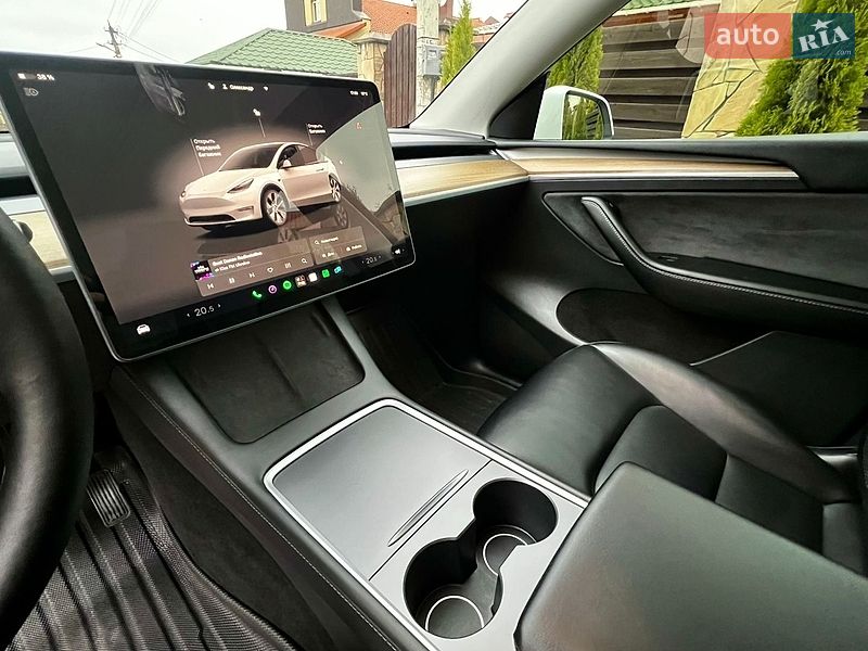 Позашляховик / Кросовер Tesla Model Y 2023 в Хмельницькому