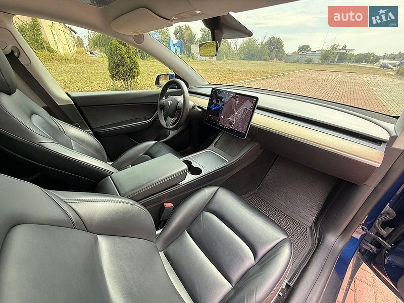 Внедорожник / Кроссовер Tesla Model Y 2021 в Харькове