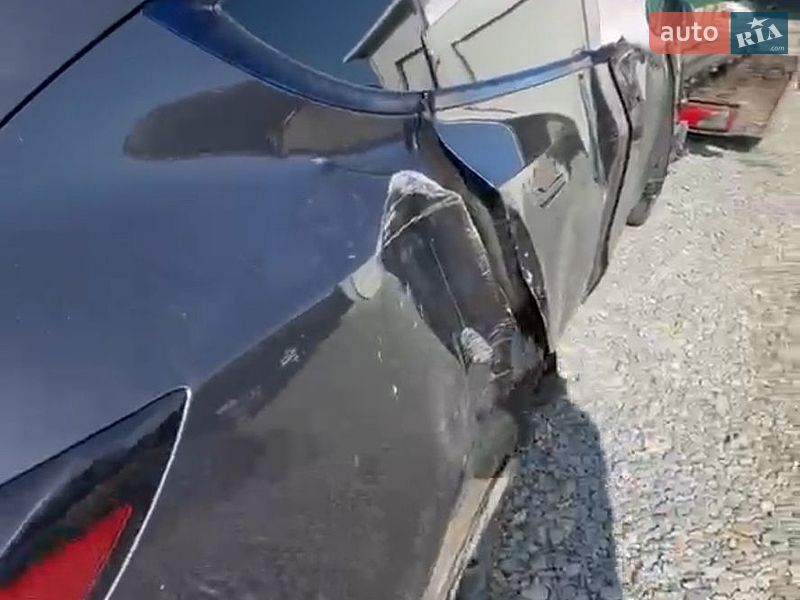 Внедорожник / Кроссовер Tesla Model Y 2024 в Черновцах