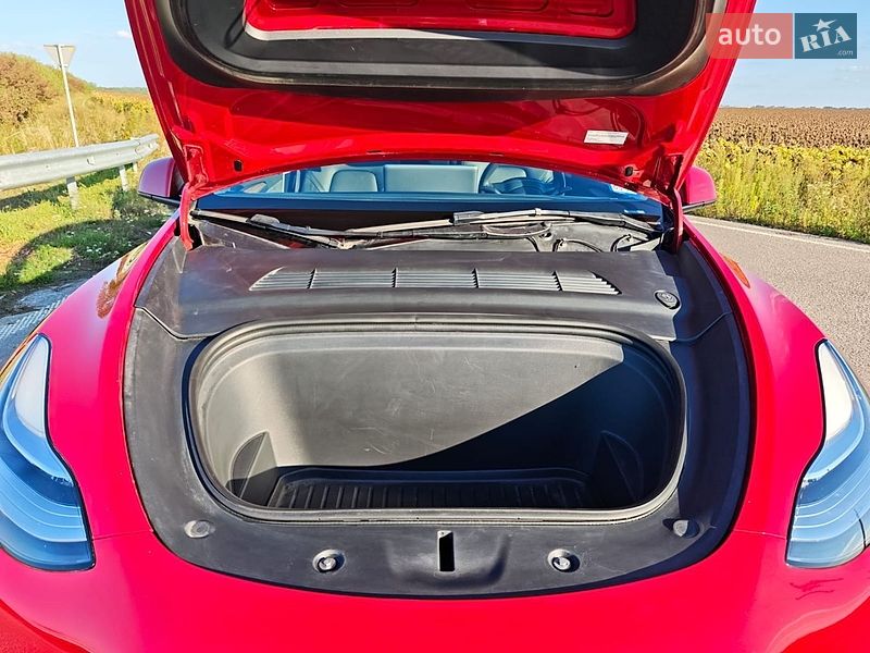 Внедорожник / Кроссовер Tesla Model Y 2023 в Городке фото 41 Внедорожник / Кроссовер Tesla Model Y 2023 в Городке