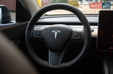 Позашляховик / Кросовер Tesla Model Y 2022 в Києві