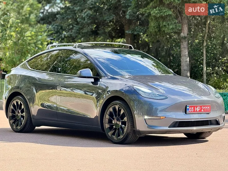 Tesla Model Y 2021
