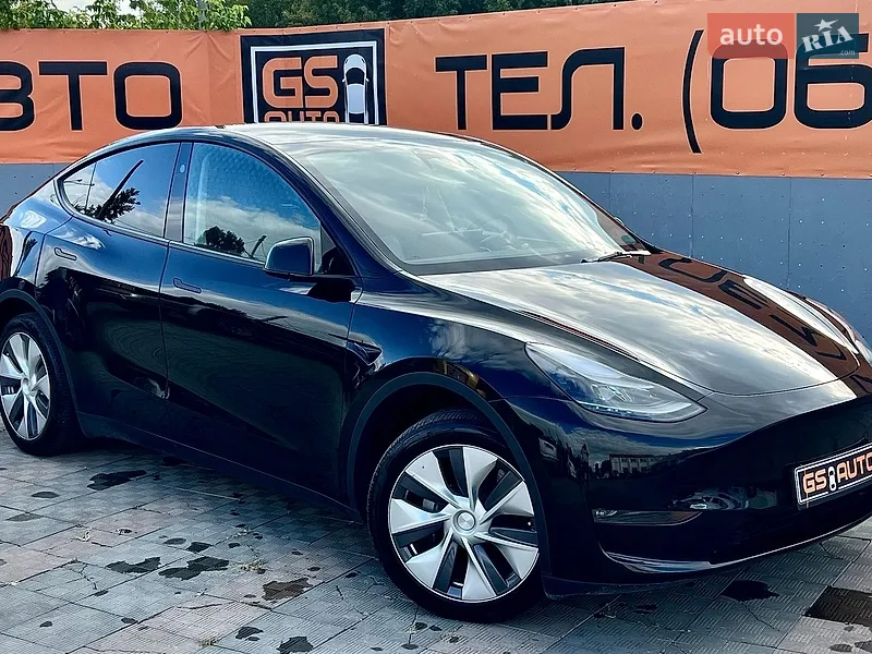 Tesla Model Y 2023