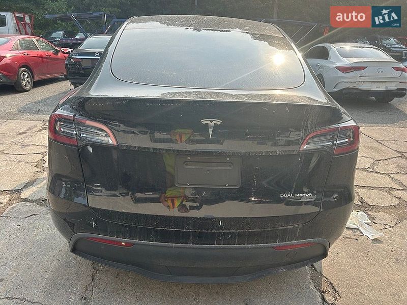Позашляховик / Кросовер Tesla Model Y 2022 в Черкасах