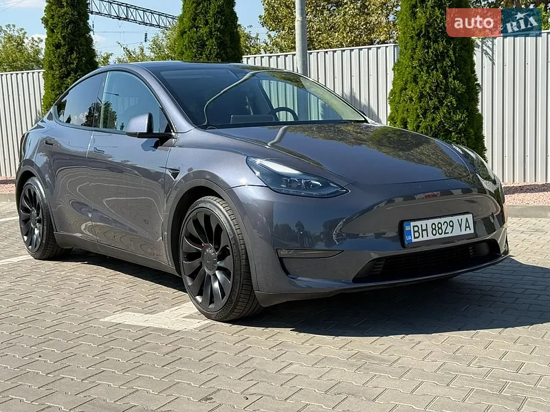 Tesla Model Y
