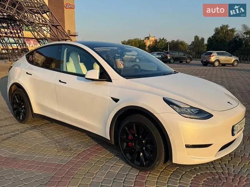 Tesla Model Y