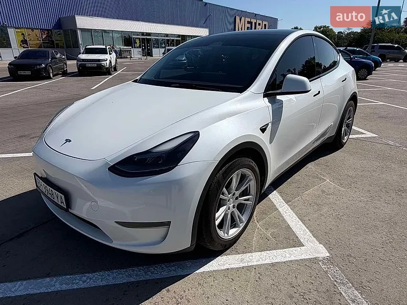 Tesla Model Y