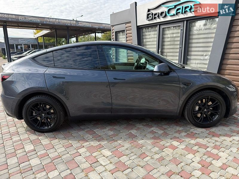 Позашляховик / Кросовер Tesla Model Y 2020 в Вінниці